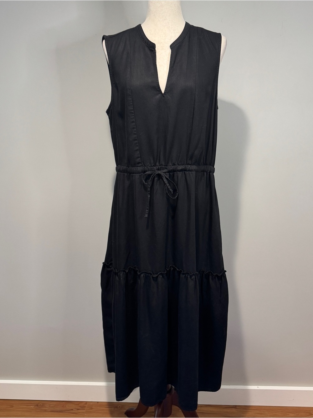Lands End Black Lyocell Tiered Midi Dress Sleeveless V Neck Drawstring Waist L